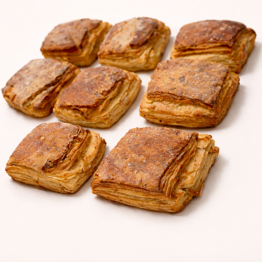 Домаће погачице са чварцима 500г